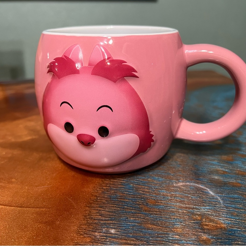Disney Store Tsum Tsum Cheshire Cat Pink Rounded Mug Tail and face
